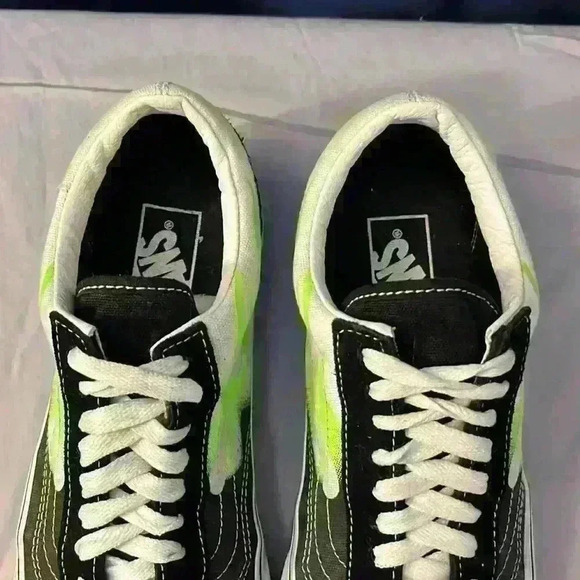 Vans Old Skool Black & White w/Green Flames - Picture 3 of 8